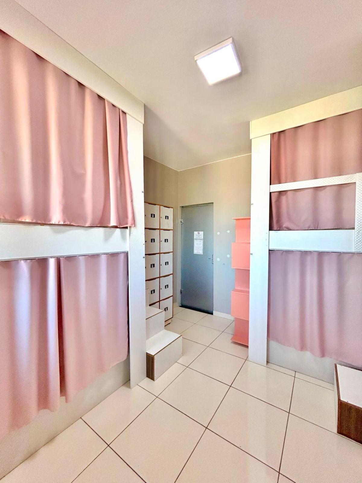 Elô Hostel Taguatinga Buitenkant foto